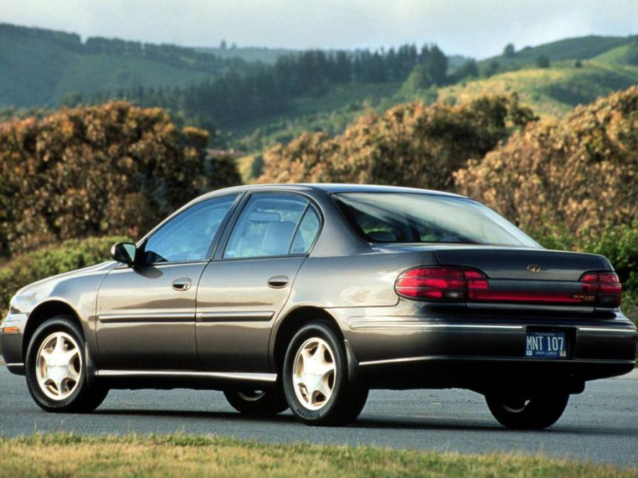  Oldsmobile Cutlass 1997 года  (фото 4 из 6)